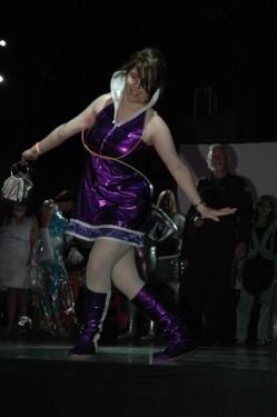 space_fashion_show_009.jpg