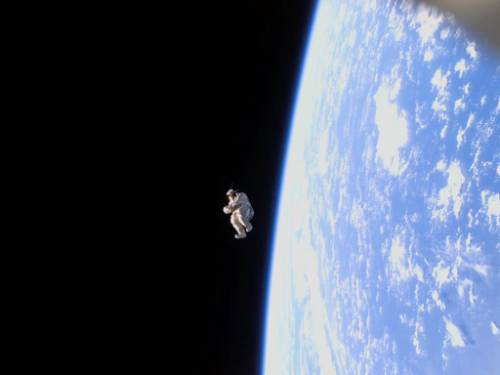 astronaut8.jpg